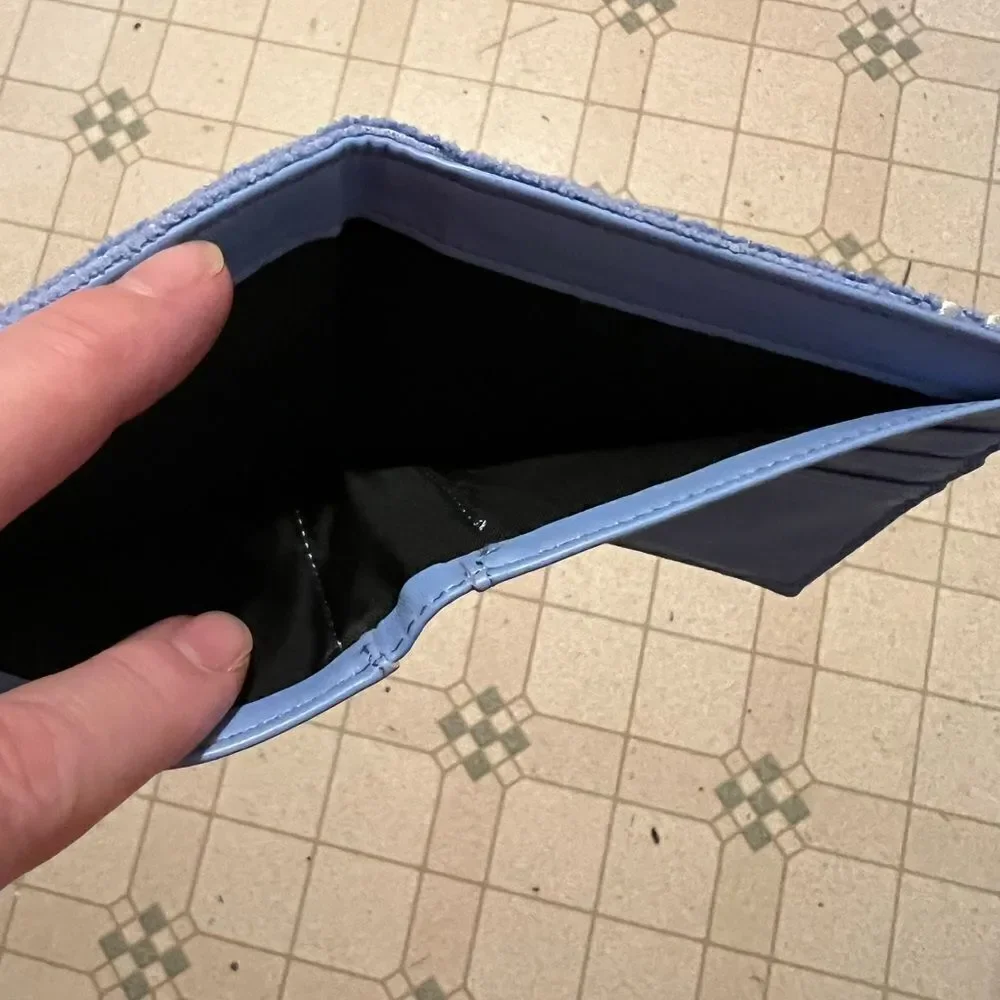 Towlie Foldable Wallet